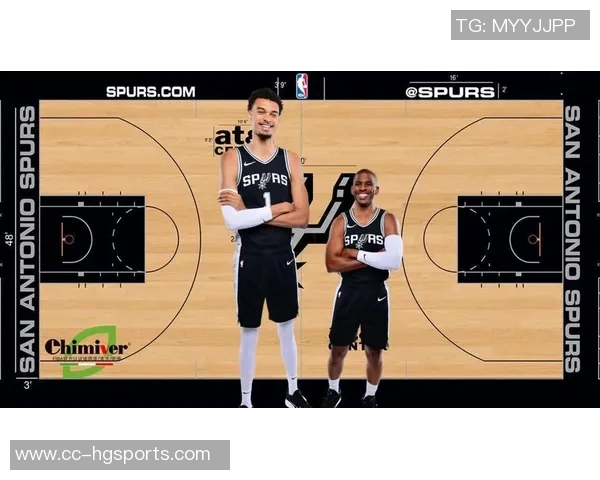 摄影师遭遇困境新赛季定妆照球员身高缩水引发热议