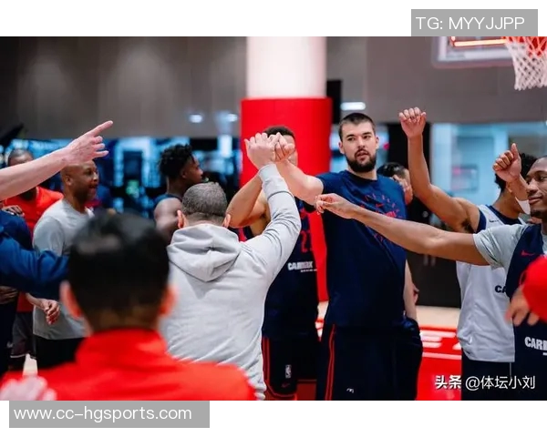 乌布雷因膝盖外侧副韧带受伤缺席明天对快船比赛将与专家会面确认伤情