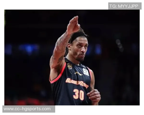 墨菲近期表现惊艳场均266分7板5助投篮命中率高达573